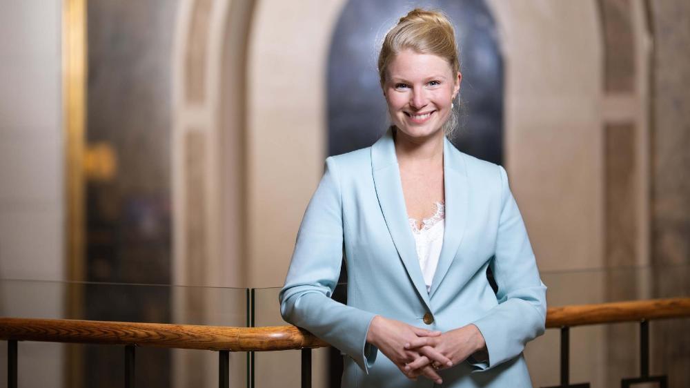 K. Stankutė-Jaščemskienė: „Tyrėjų atlyginimams paskyrėme daugiau nei milijoną eurų, o jie grįžę sėkmingai rašo europinius projektus ir savo laboratorijoms, tyrimams jau pritraukė apie 7–8 mln. eurų.“ -- Irmantas Gelūnas