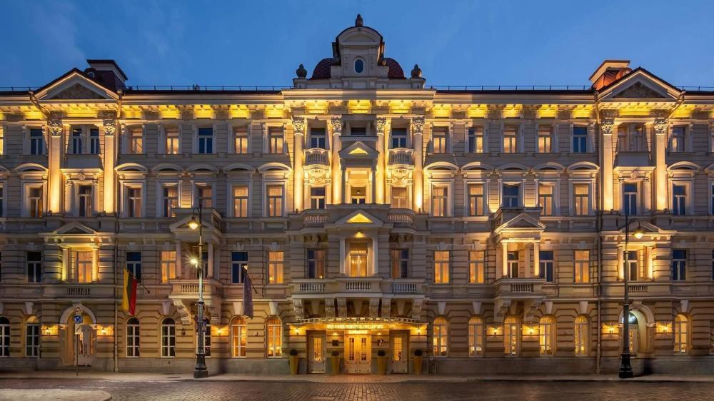 „Grand Hotel Vilnius, Curio Collection by Hilton“ --