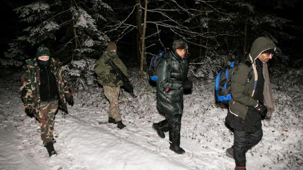 Grupa migrantów próbowała sforsować granicę między Białorusią a Polską.  Alfa.lt