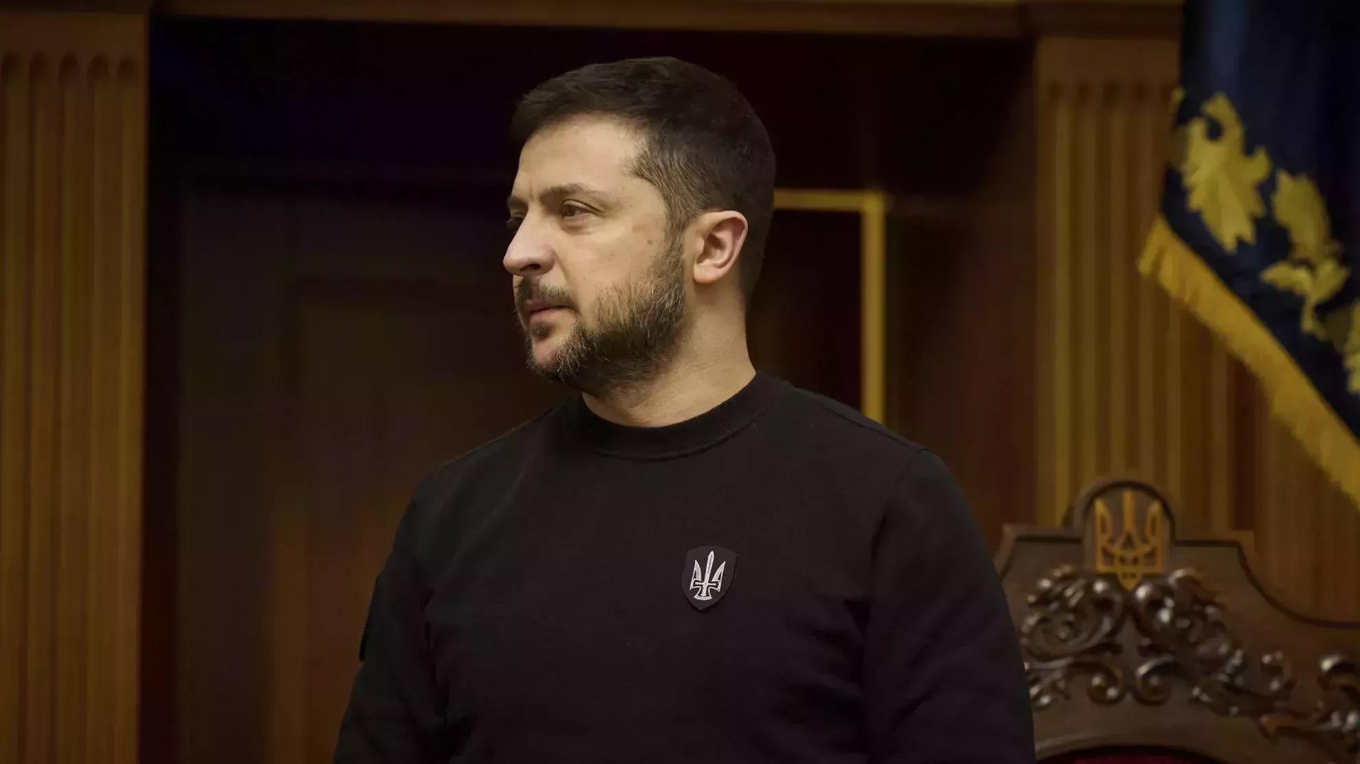 V. Zelenskis pirmą kartą nuo Rusijos invazijos pradžios lankosi JK