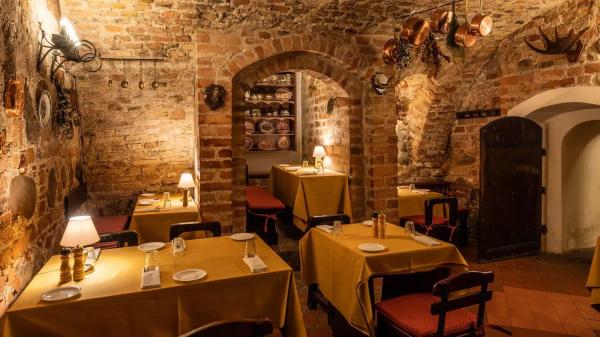 ristorante “Lokys” rivela la ricca storia di Vilnius ei segreti della cucina lituana.  Alfa.lt