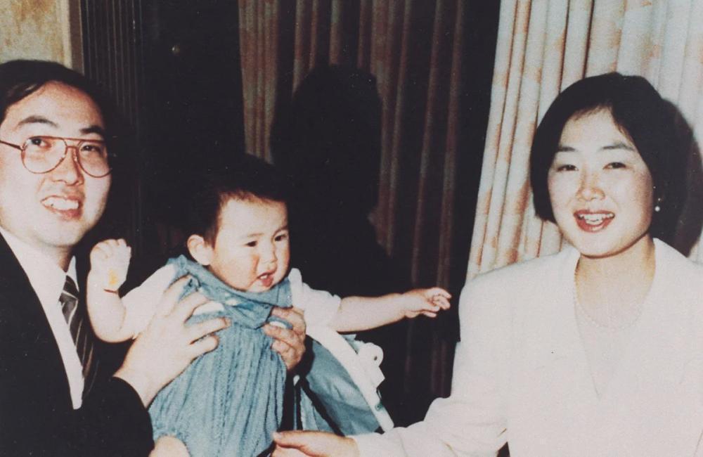 Japonų teisininkas Tsutsumi Sakamoto į -- Asmeninis archyvas