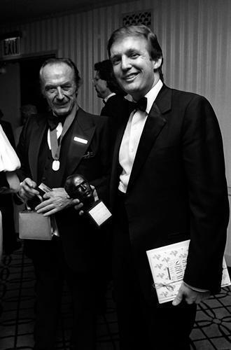 Fredas Trumpas su sūnumi Donaldu 1985 m. --