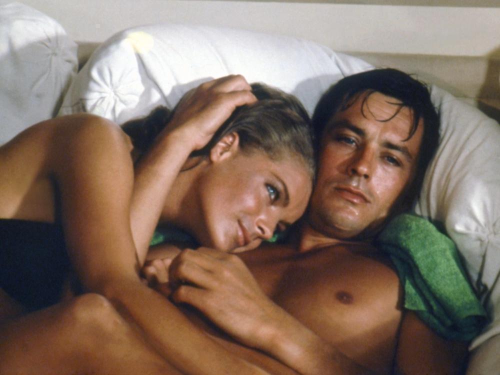 Romy Schneider ir Alainas Delonas -- Kadras iš kino filmo