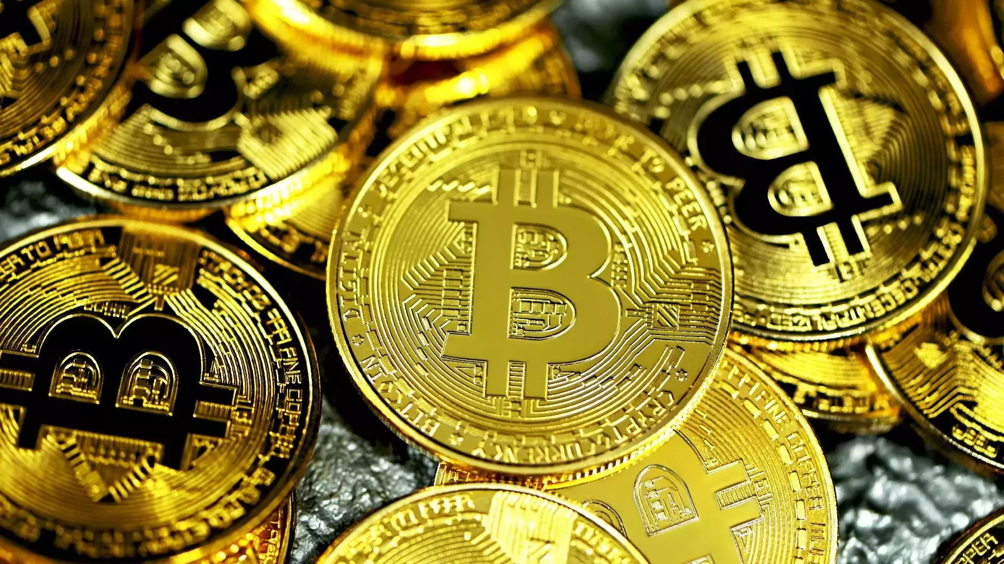 Bitkoino kaina toliau krenta – investuotojai praranda susidomėjimą  kriptovaliutomis